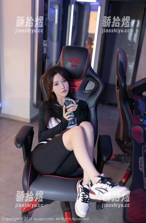 秀人网 - Mieko林美惠子的少女写真集：精选瞬间，仿佛时间都静止了！