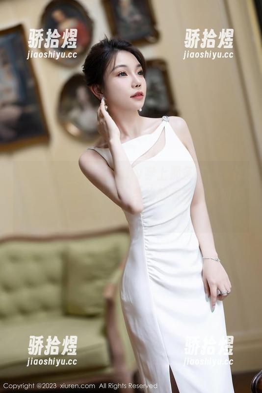 秀人网 - 当夏瑶baby穿上那条红裙，作品瞬间化身艺术品，合格的看客该如何反应呢？