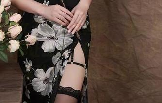 秀人网 – 女王图包大揭秘，娜露Selena的每一帧都让我忍不住想多看几遍，脑海里乱七八糟的想法…