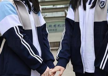 秀人网 – 免费写真新发掘！小九月的清纯妹子与魅惑内衣，刺激了我的视觉神经！