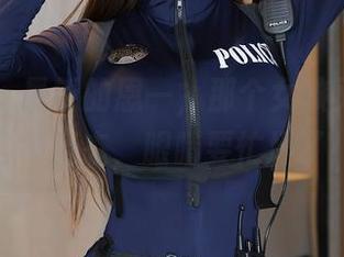 秀人网 – 最新的恩一，那个女孩又在展现各种姿态，眼睛要忙坏了！