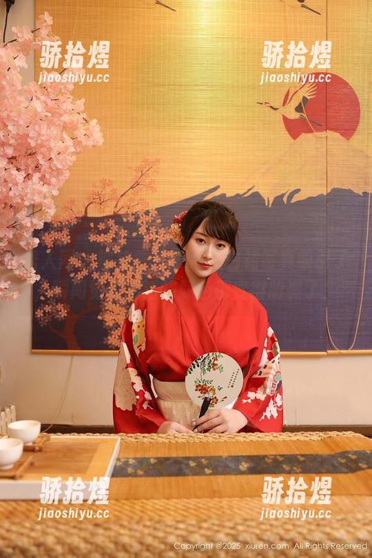 秀人网-拍黄瓜girl 秀人网 - 被拍黄瓜girl的白裙写真吸引了,瞬间觉得生活的颜色都变得明亮了!