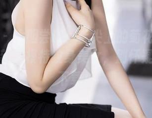 秀人网 – 大胆尝试！舌尖上的菊花ace合集带来新人模特纹身美女，别怀疑，赶紧下载！
