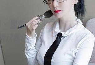 秀人网 – 图包新鲜出炉，虞姬儿的天使瞬间捕获我的视线，下载真心不亏！