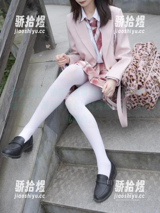 紧急企划-奶昔 紧急企划 - 奶昔女友带来的无圣光写真,暗示了,暗示了什么?让我想起我那颗单身的心。
