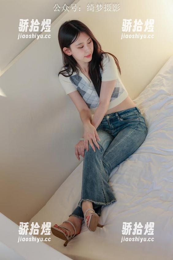 绮梦摄影-月月 绮梦摄影 - 月月的御姐图集,分享给那些喜欢“呀她真好看”的朋友们,别害羞,快来探险吧!