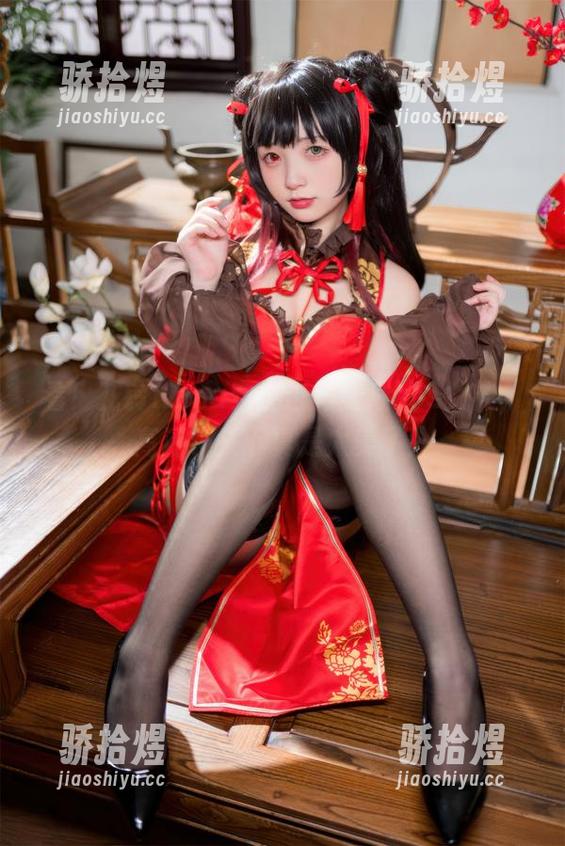 看！花铃Hana穿上白裙变身cos女神，高清镜头下真是太美了！
