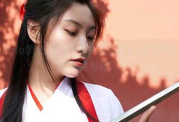 蜜桃社 – Rola学姐：原图更新！要是能每天都见到这样的学姐，该多好啊！