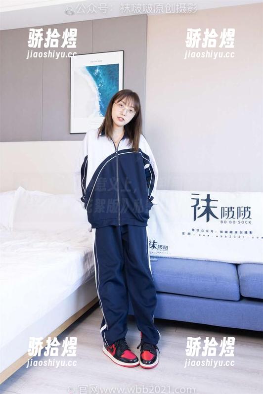 袜啵啵 - 某种意义上，甜甜圈的裸足精神—图库《花絮版》私密分享已上线！