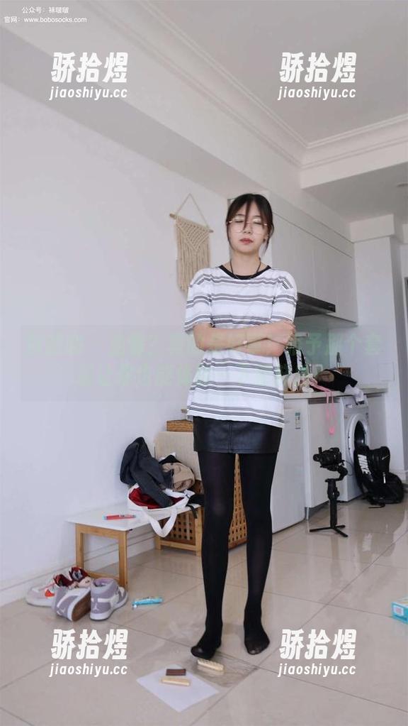 袜啵啵 - 免费？真的是好事！稚予那个套装让你也能体验一下新鲜感！