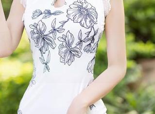 语画界 – Emily顾奈奈黑丝丝袜主题，全套足以撩动你的感官。