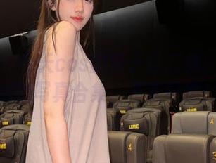 微密圈 – 今天cos的轩子巨二兔：艳光四射的写真合集，不买可惜！