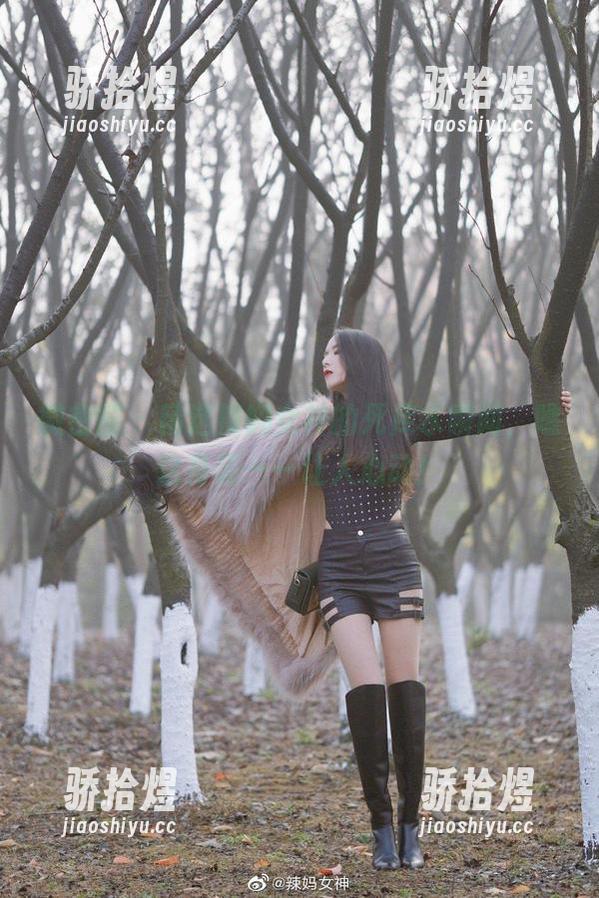 辣妈女神 微密圈 - 精选辣妈女神的死库水瞬间,瞧这身姿——让人心动!