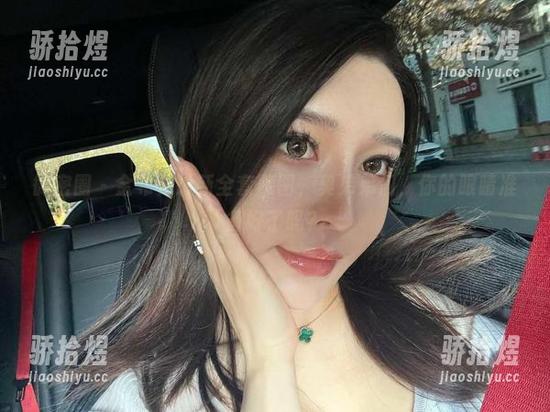 金希儿 微密圈 - 金希儿最新全套辣图,臭弟弟们,你的眼睛准备好了吗?