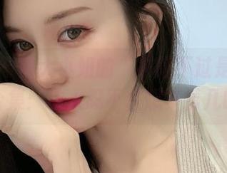 微密圈 – 陈大小姐的“衣服不过是点缀”合集：让人忍不住想多看几眼