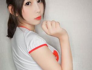看！雯粥粥的黑色气场！原图瞬间，图集里藏的故事…