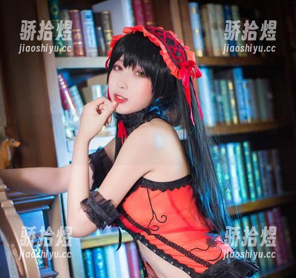 勇敢面对你的选择：雯粥粥i还是蓝色制服？图包下载一键搞定！